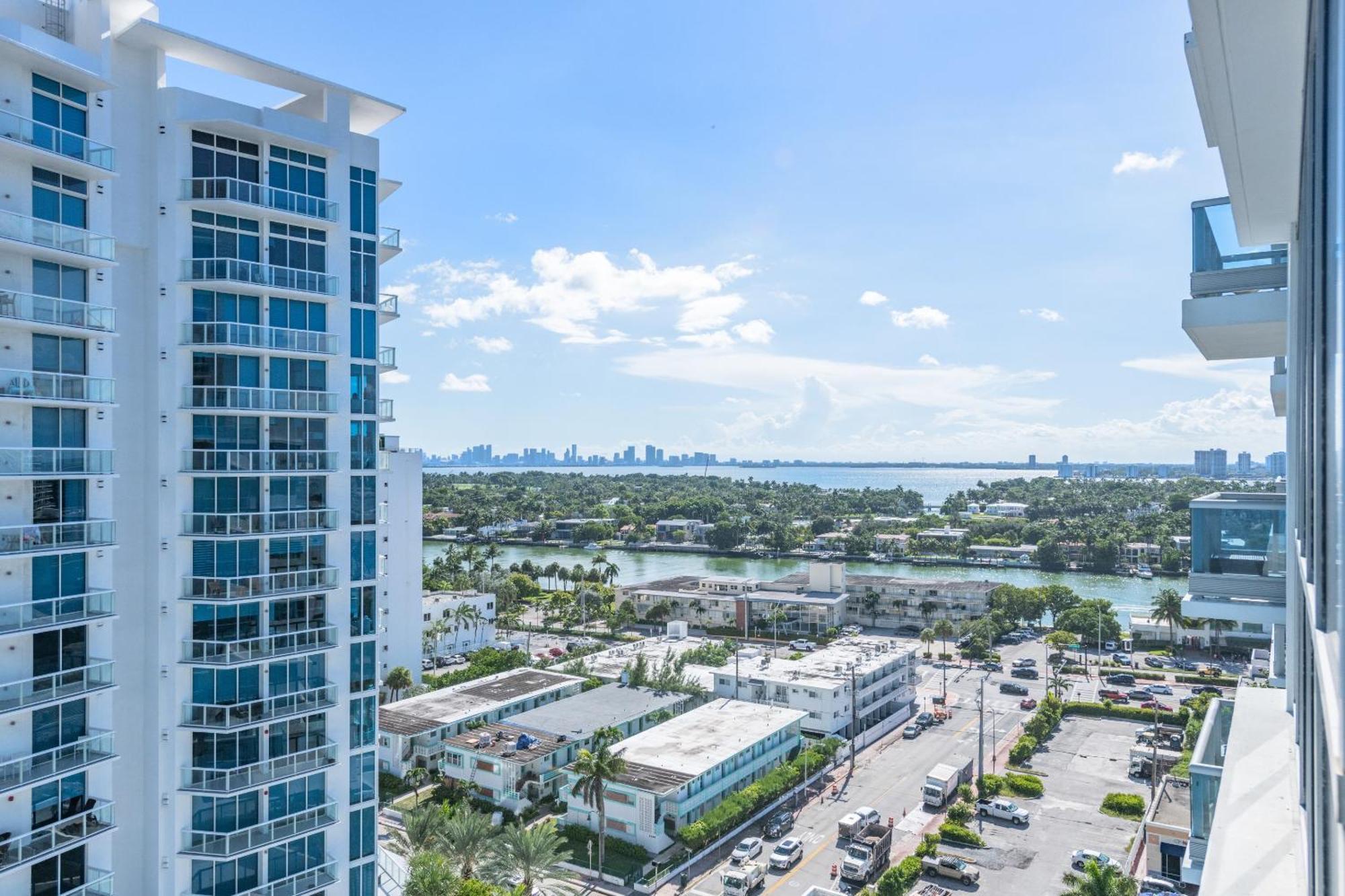 Bluebird Suites Monte Carlo Miami Beach Rum bild