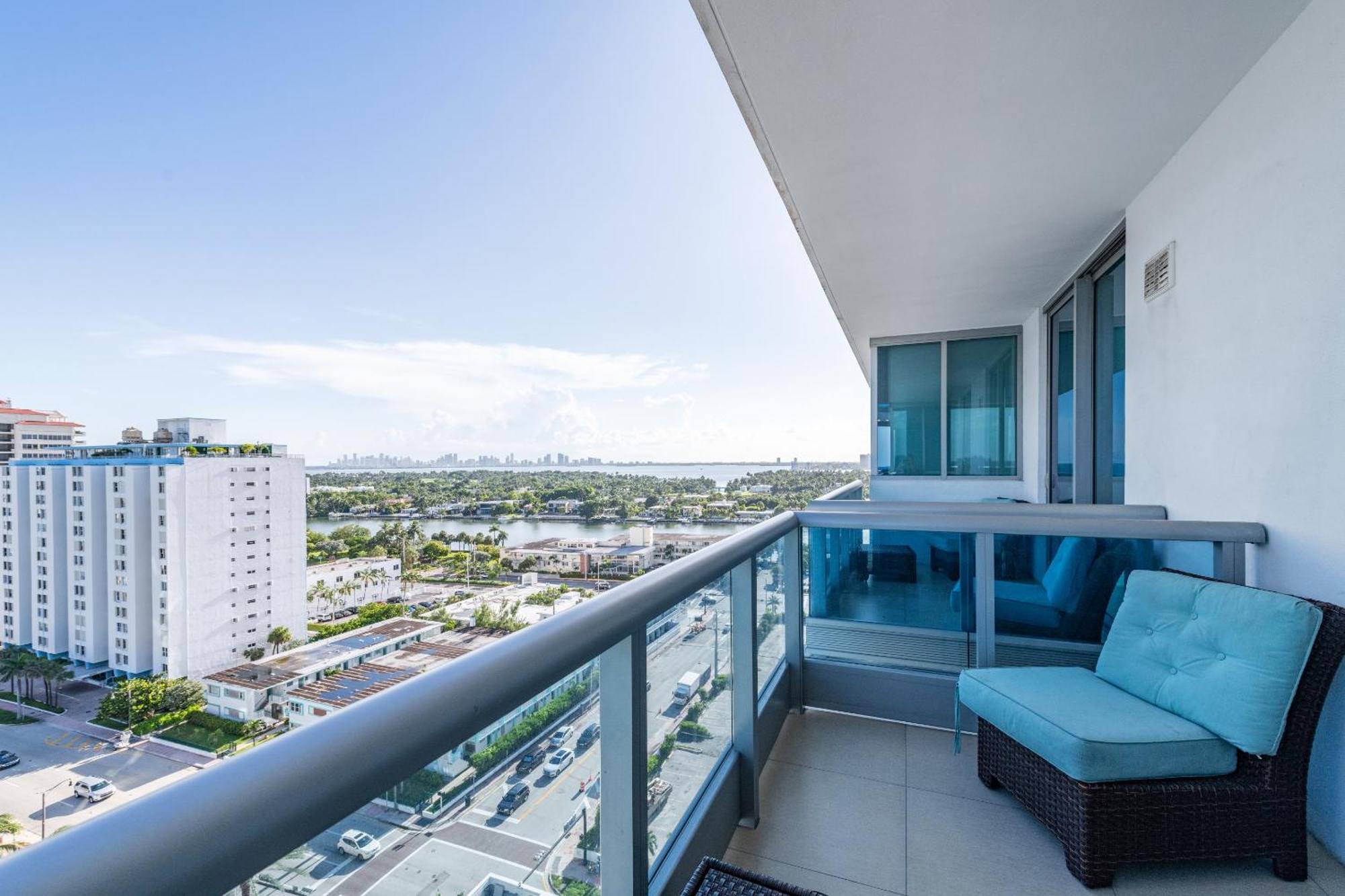 Bluebird Suites Monte Carlo Miami Beach Rum bild