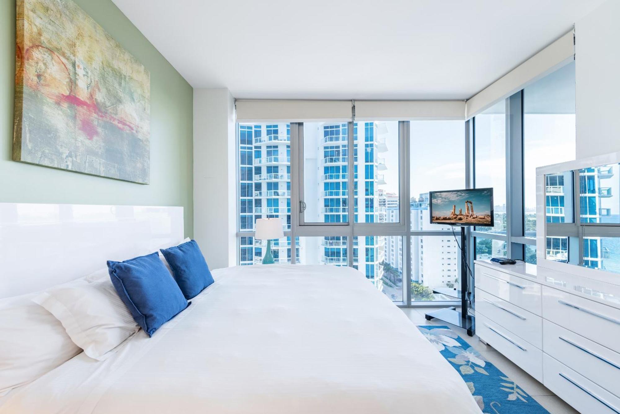 Bluebird Suites Monte Carlo Miami Beach Rum bild