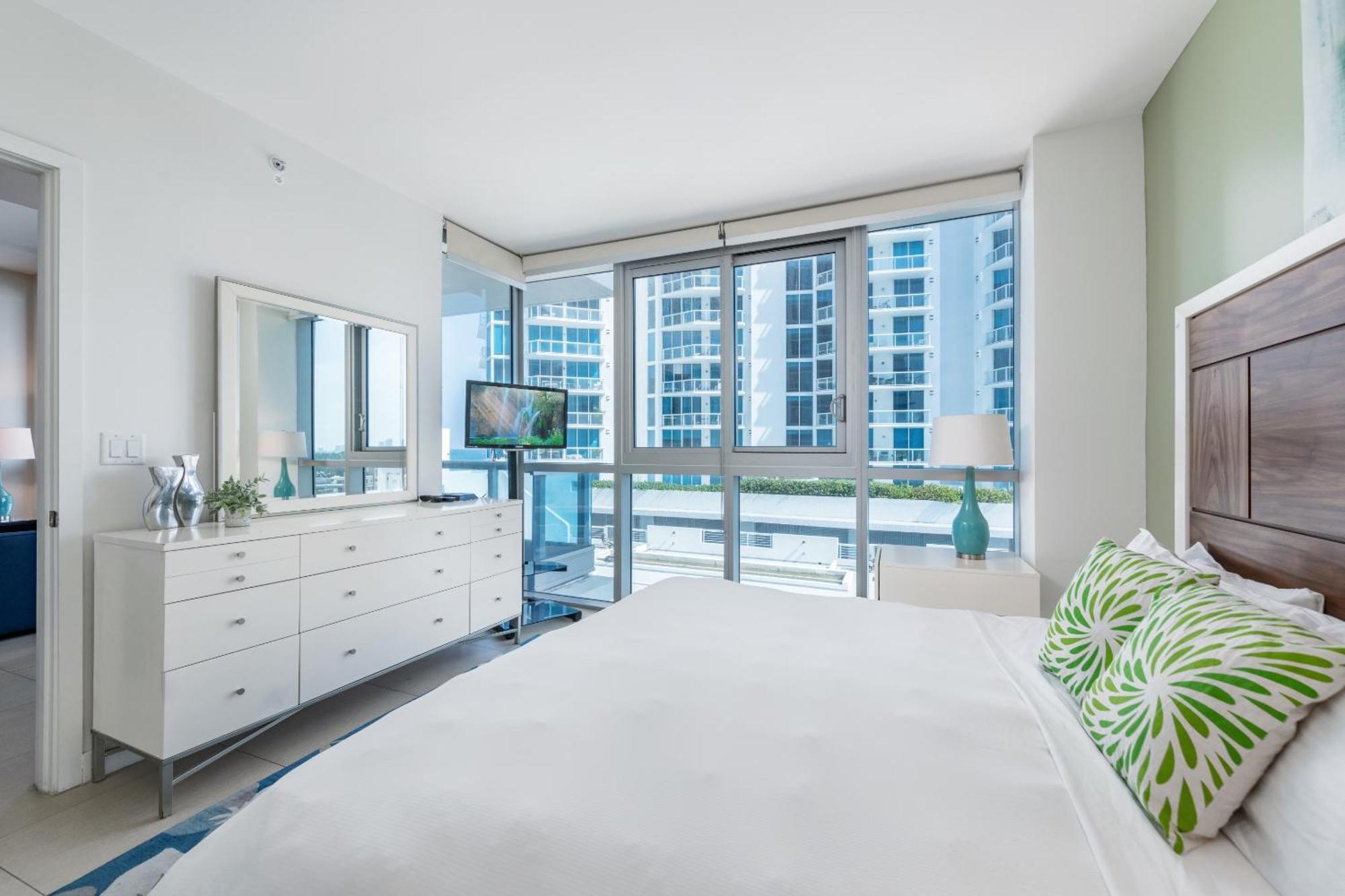 Bluebird Suites Monte Carlo Miami Beach Rum bild