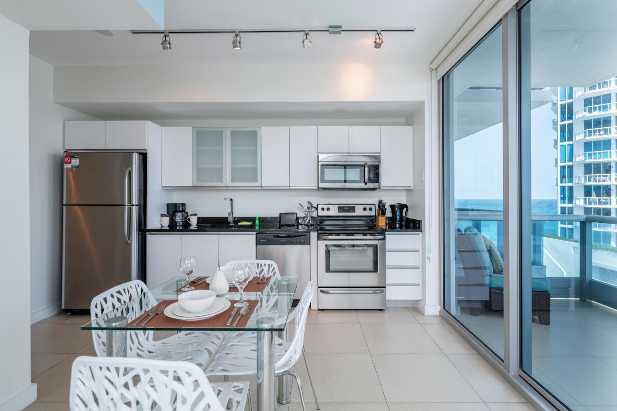 Bluebird Suites Monte Carlo Miami Beach Rum bild
